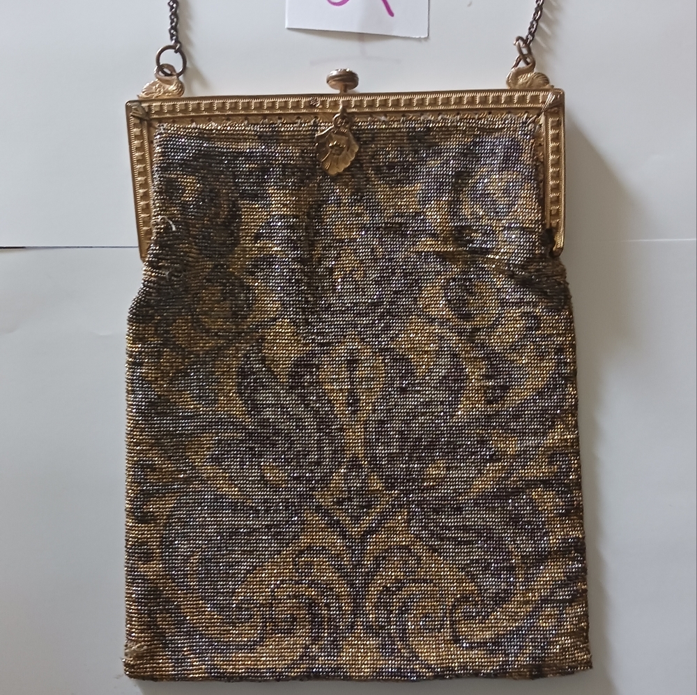 Vintage metal mesh purses - Picture 4 of 6
